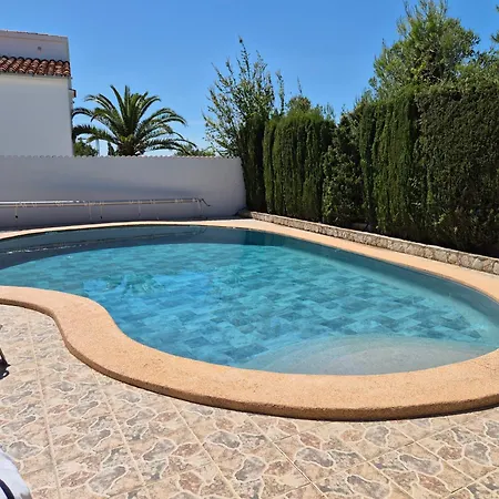 Auhema Villa *